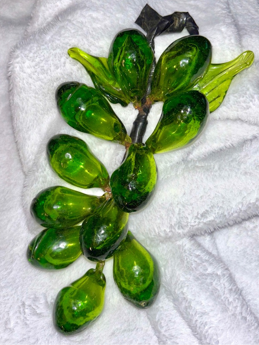 Vintage Green Glass Grapes Cluster on Vine 10" MCM Italian Style Kitchen Decor.